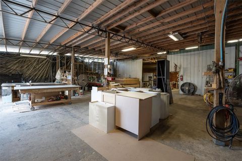 Tiny photo for 14131 NE Highway 27 Alt, Williston, FL 32696 (MLS # OM722611)