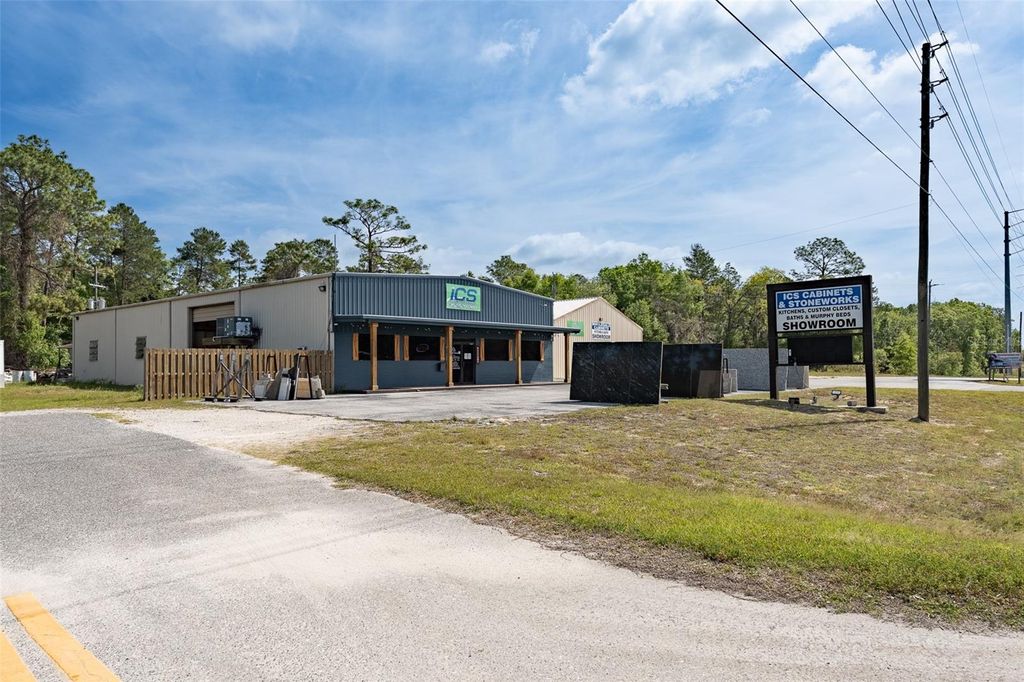 Photo of 14131 NE Highway 27 Alt, Williston, FL 32696 (MLS # OM722611)