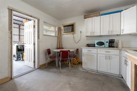 Tiny photo for 14131 NE Highway 27 Alt, Williston, FL 32696 (MLS # OM722611)