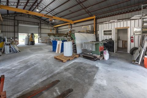 Tiny photo for 14131 NE Highway 27 Alt, Williston, FL 32696 (MLS # OM722611)