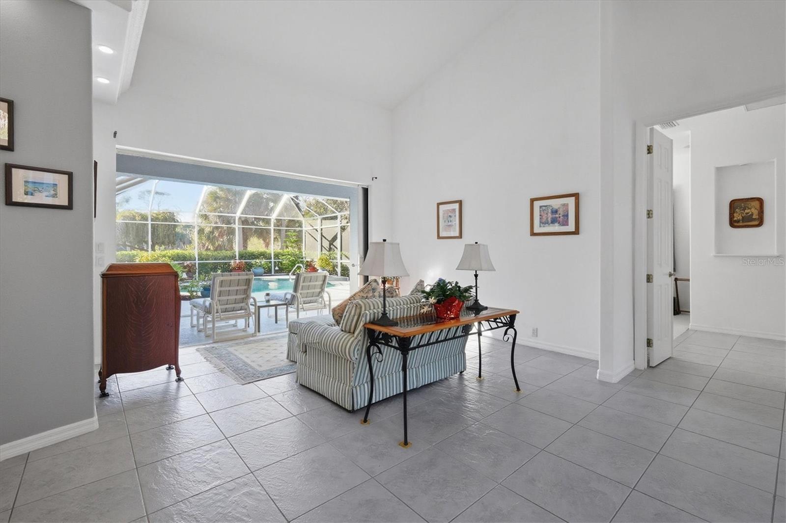 SANDALWOOD - Residential