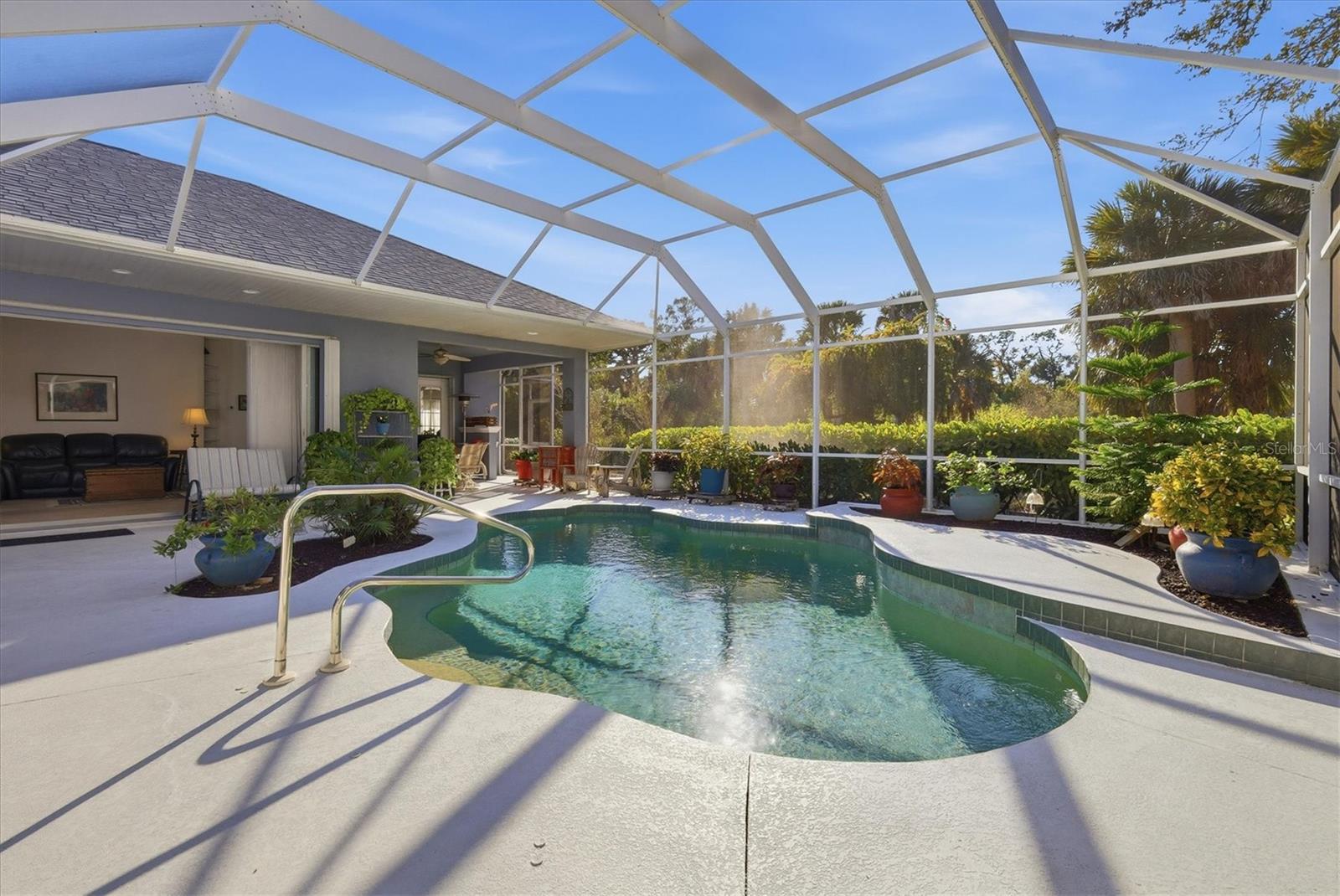 SANDALWOOD - Residential