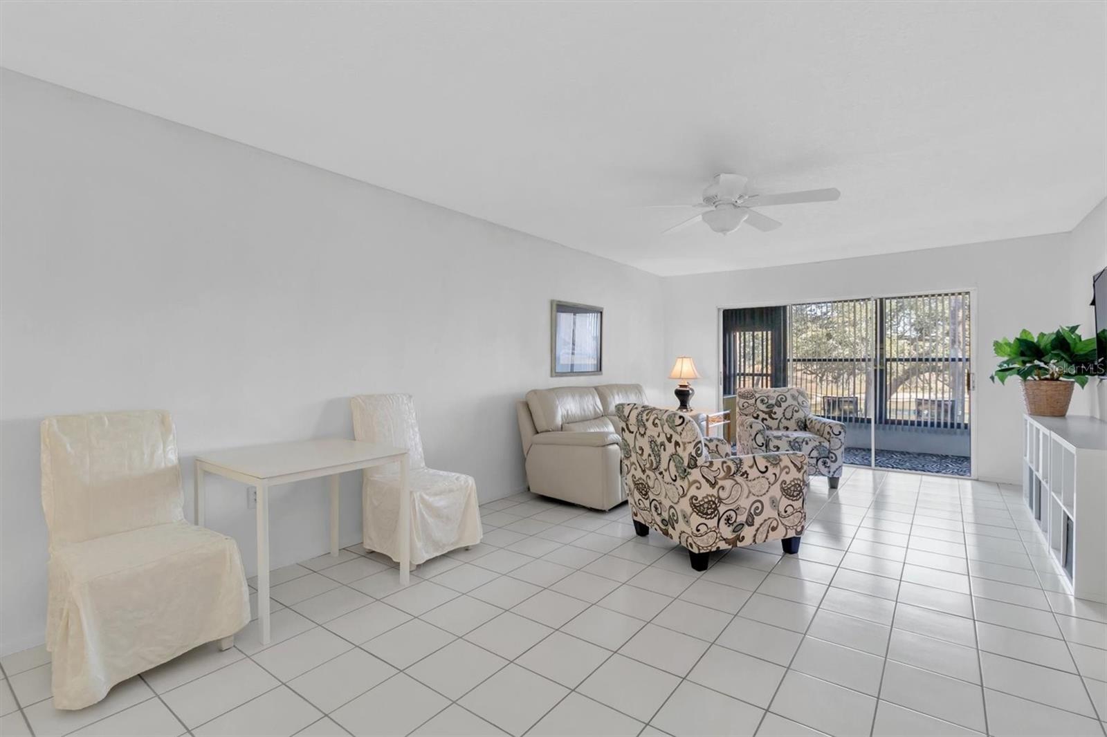 11410 CARRIAGE HILL  #1 DRIVE 1