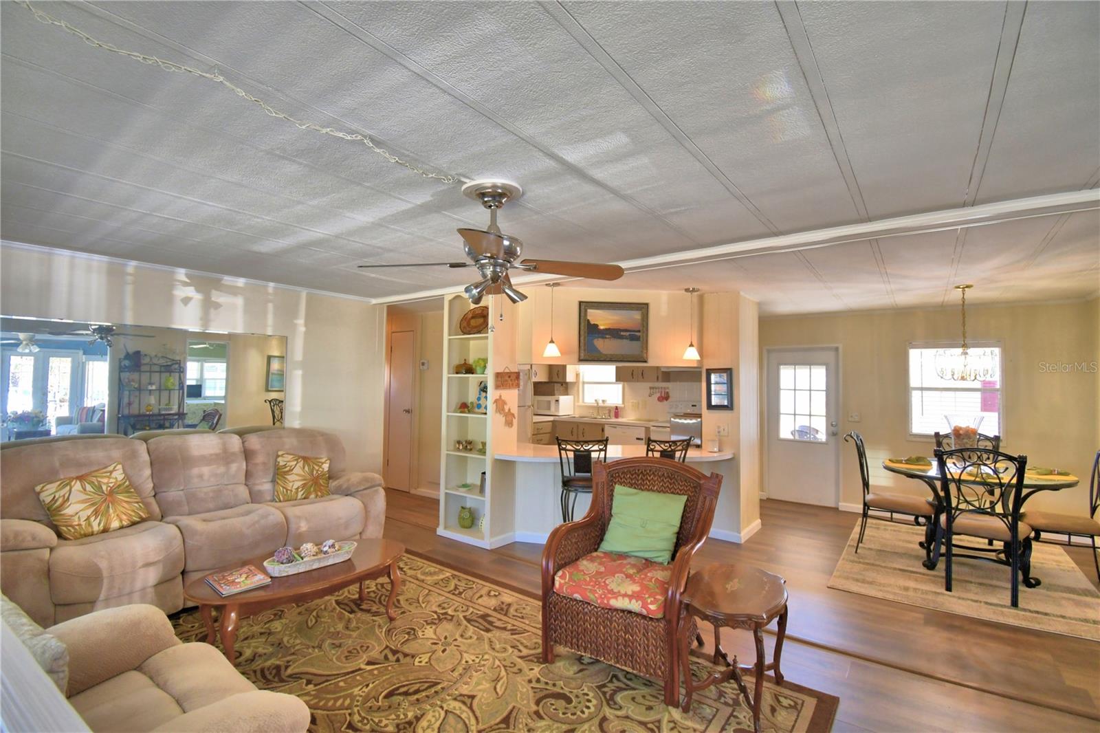 ARIANA SHORES MHP - Residential