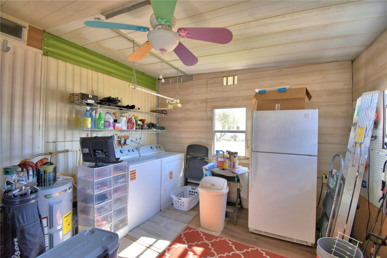 ARIANA SHORES MHP - Residential