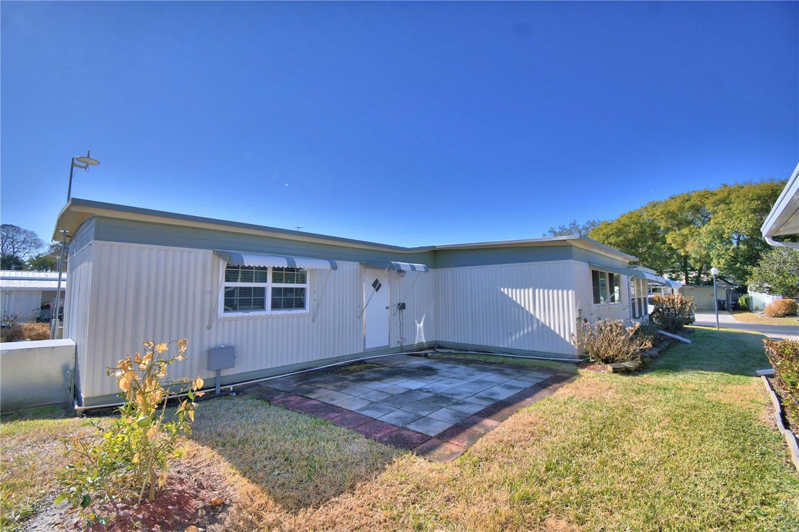 ARIANA SHORES MHP - Residential