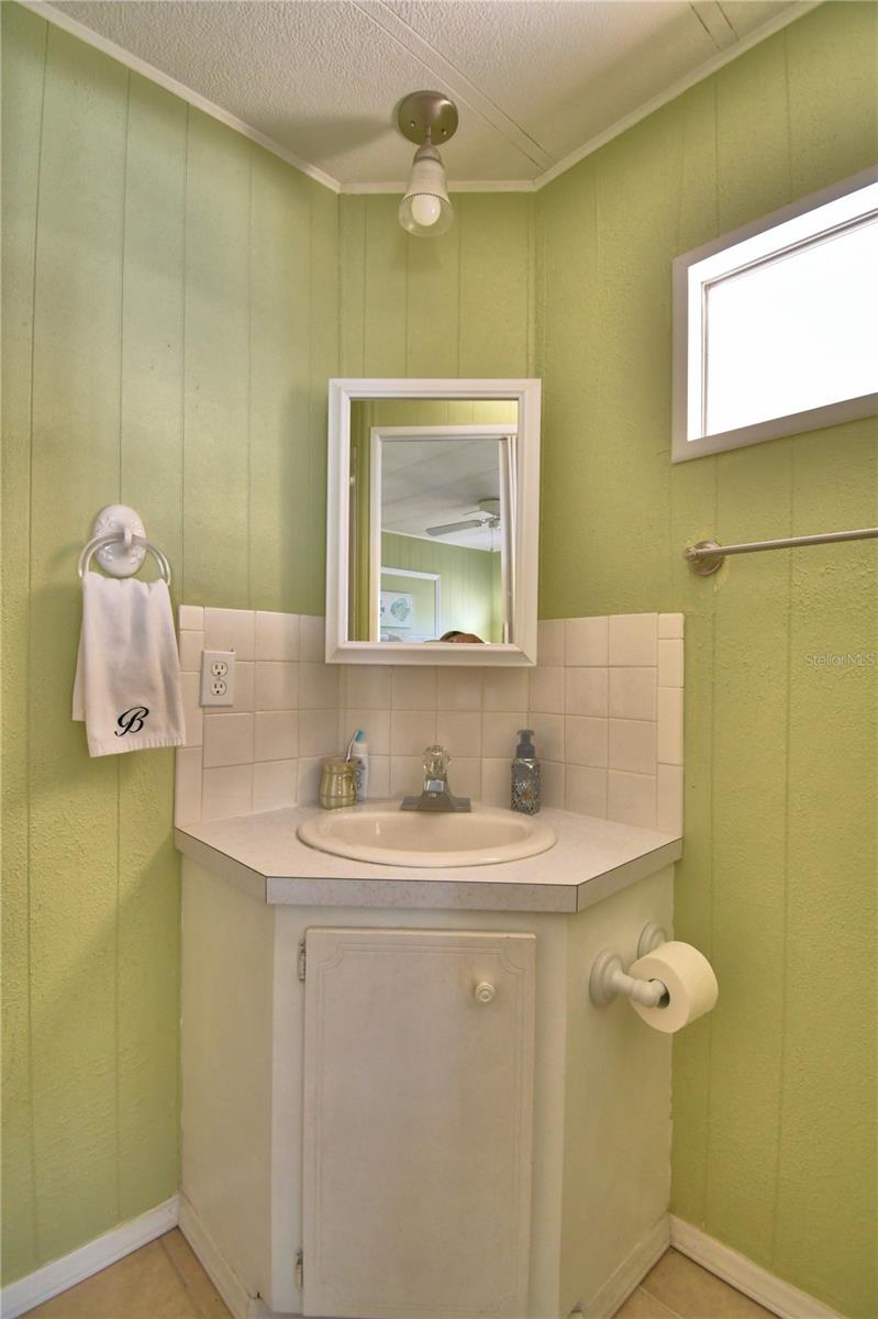 ARIANA SHORES MHP - Residential