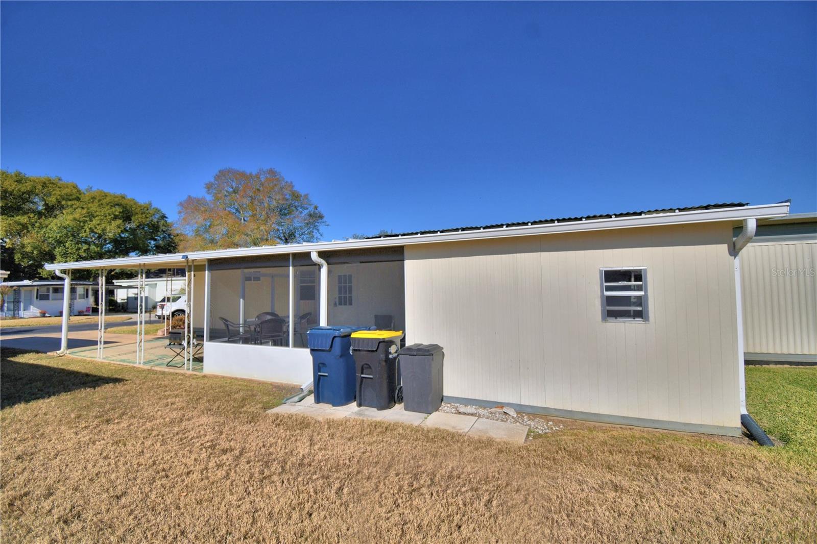 ARIANA SHORES MHP - Residential