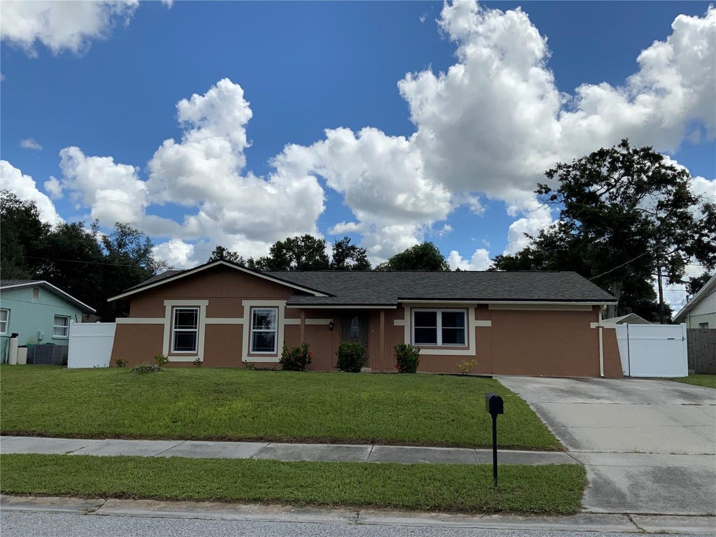 Photo of 4011 Westminster Drive, Sarasota, FL 34241 (MLS # A4706794)