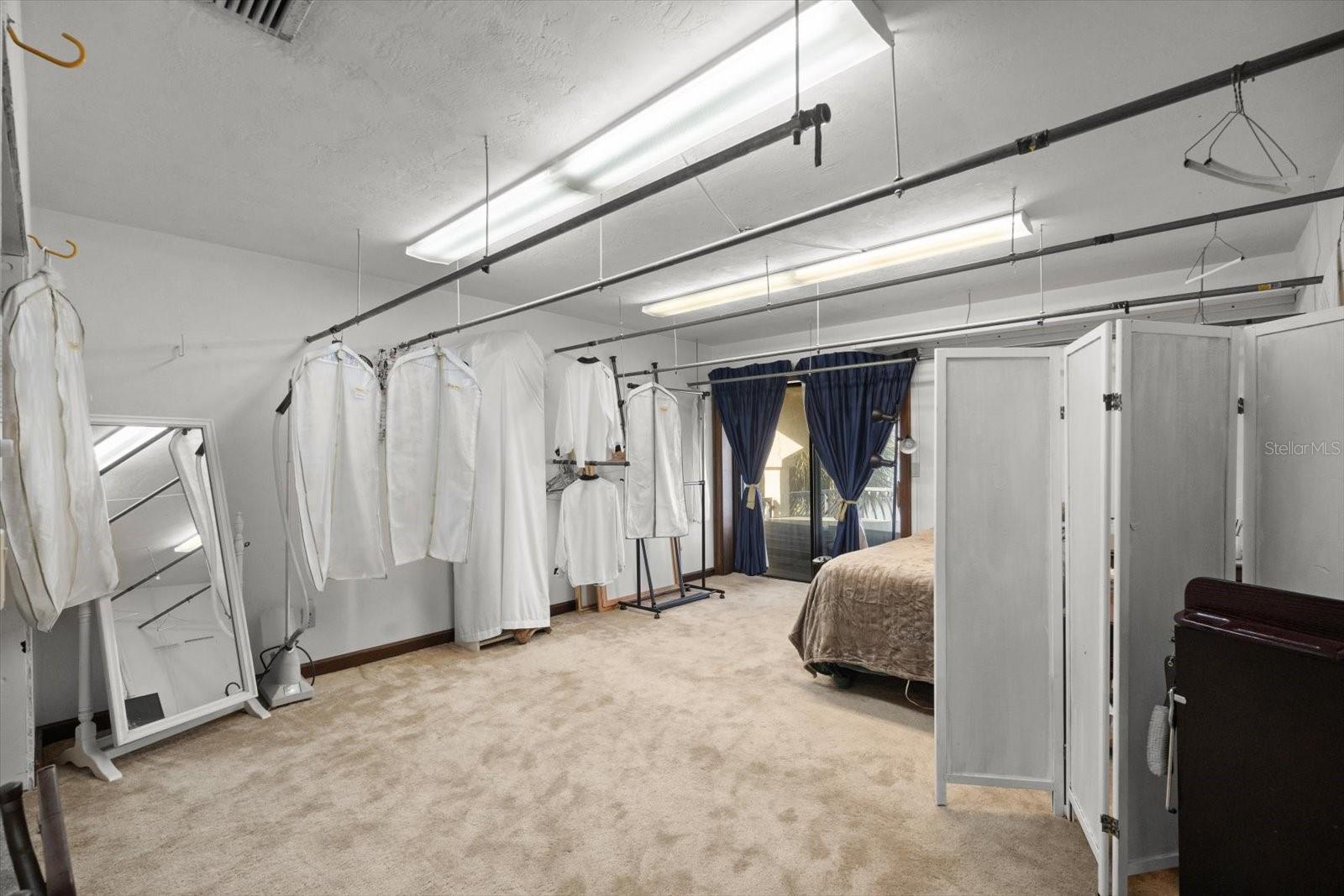 RIVERFRONT-JOHN ANDERSON S - Residential