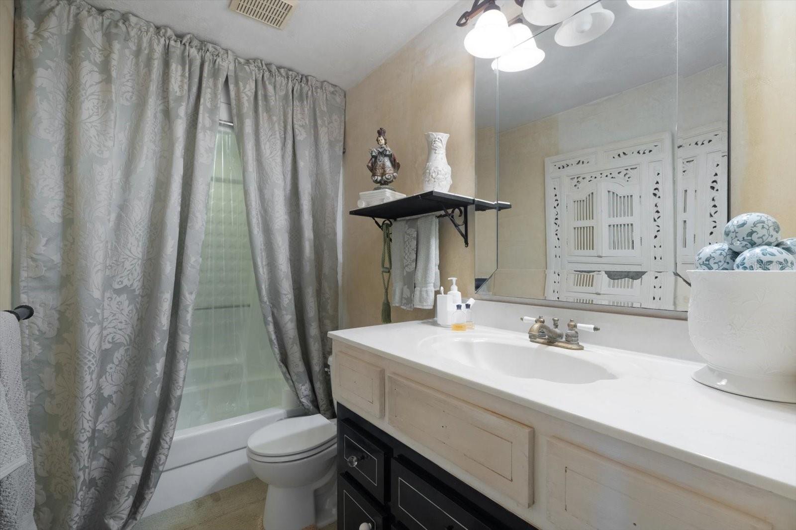 RIVERFRONT-JOHN ANDERSON S - Residential