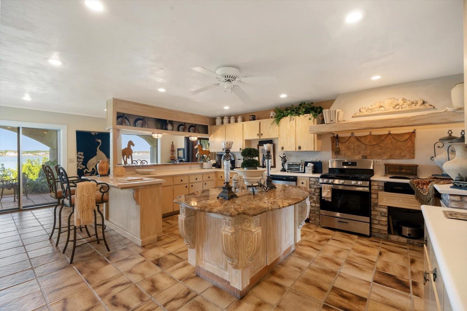 RIVERFRONT-JOHN ANDERSON S - Residential