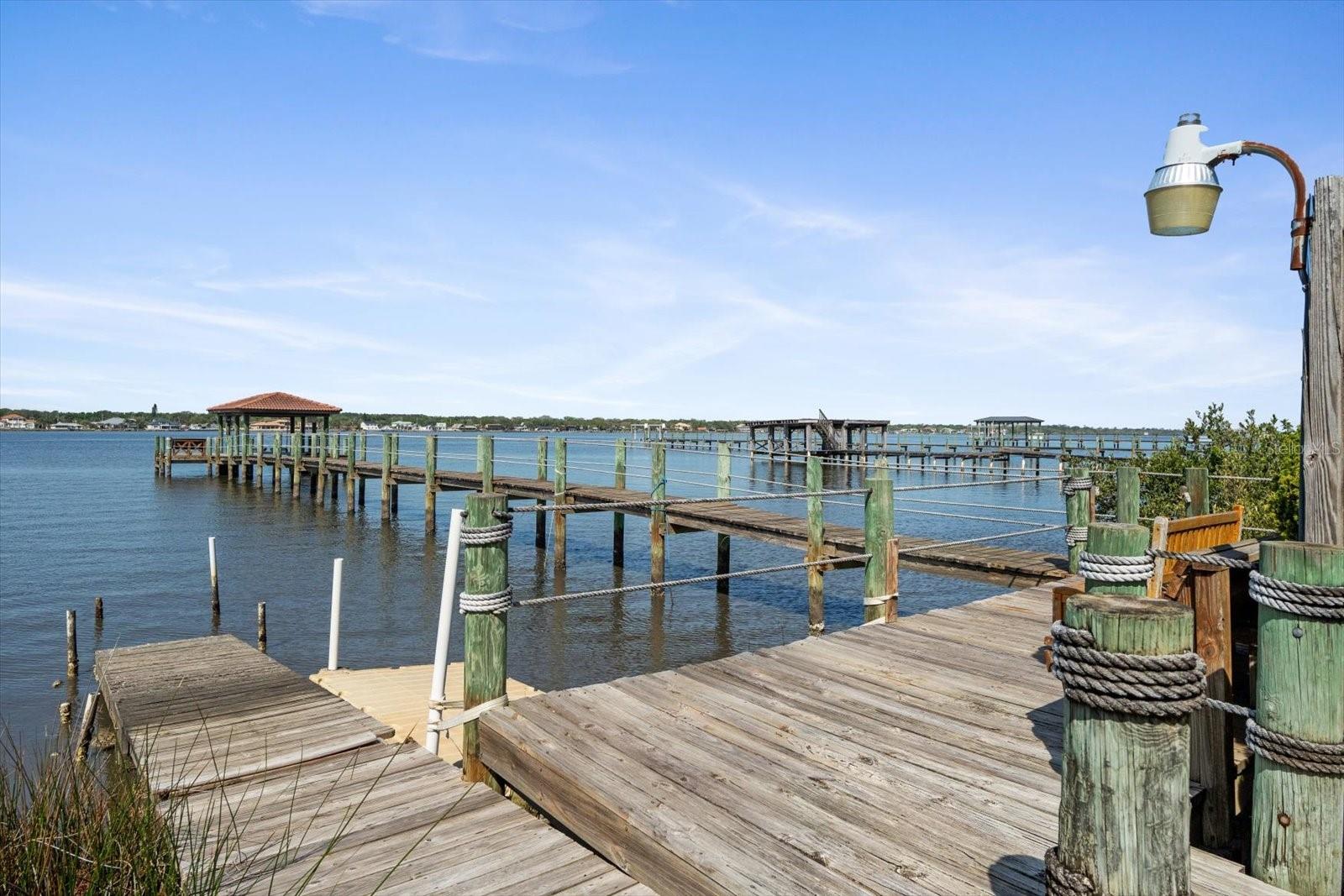 RIVERFRONT-JOHN ANDERSON S - Residential