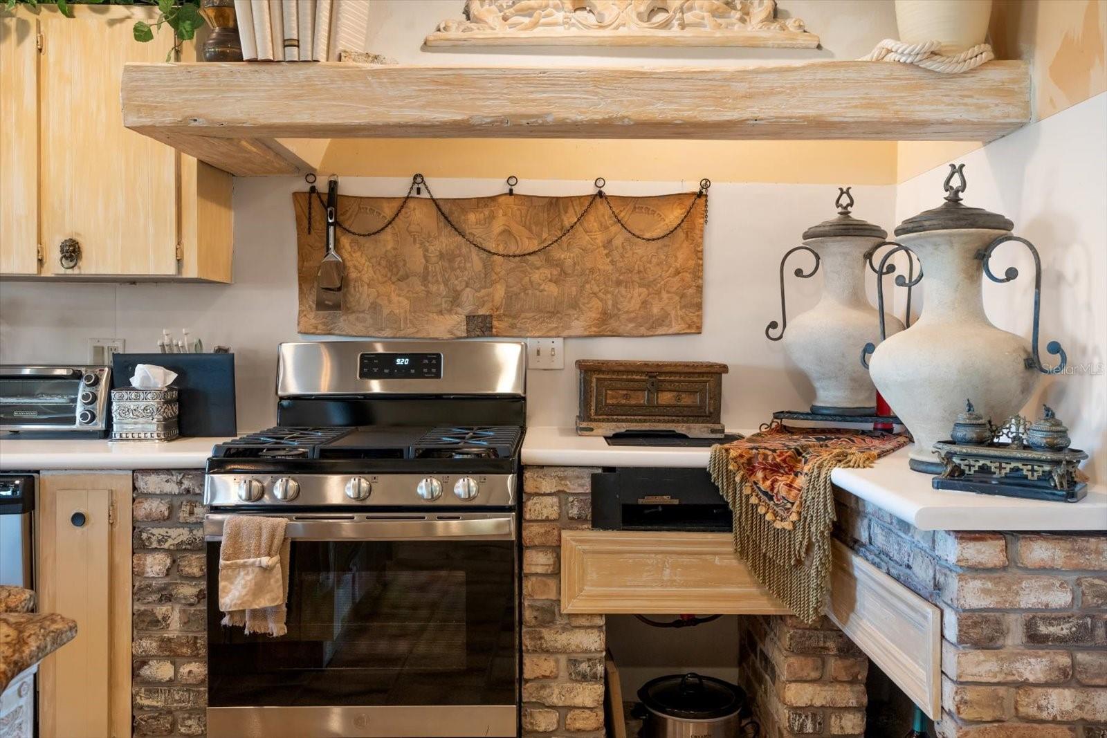 RIVERFRONT-JOHN ANDERSON S - Residential