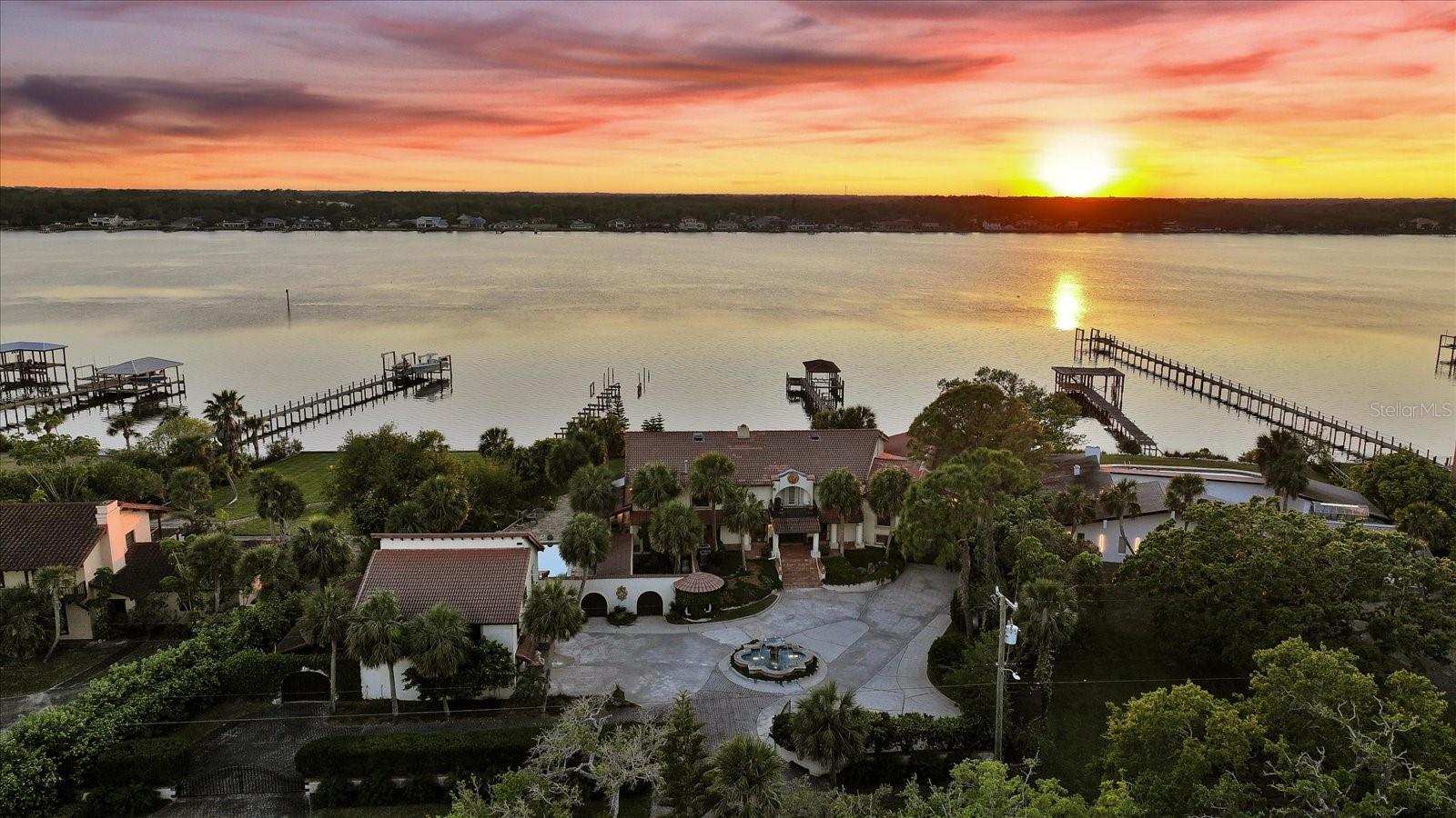 RIVERFRONT-JOHN ANDERSON S - Residential