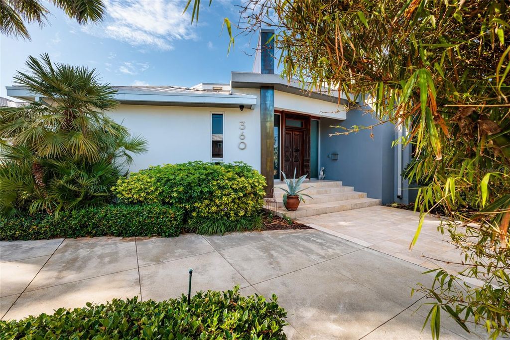 Photo of 360 26th Avenue SE, St Petersburg, FL 33705 (MLS # TB8494857)