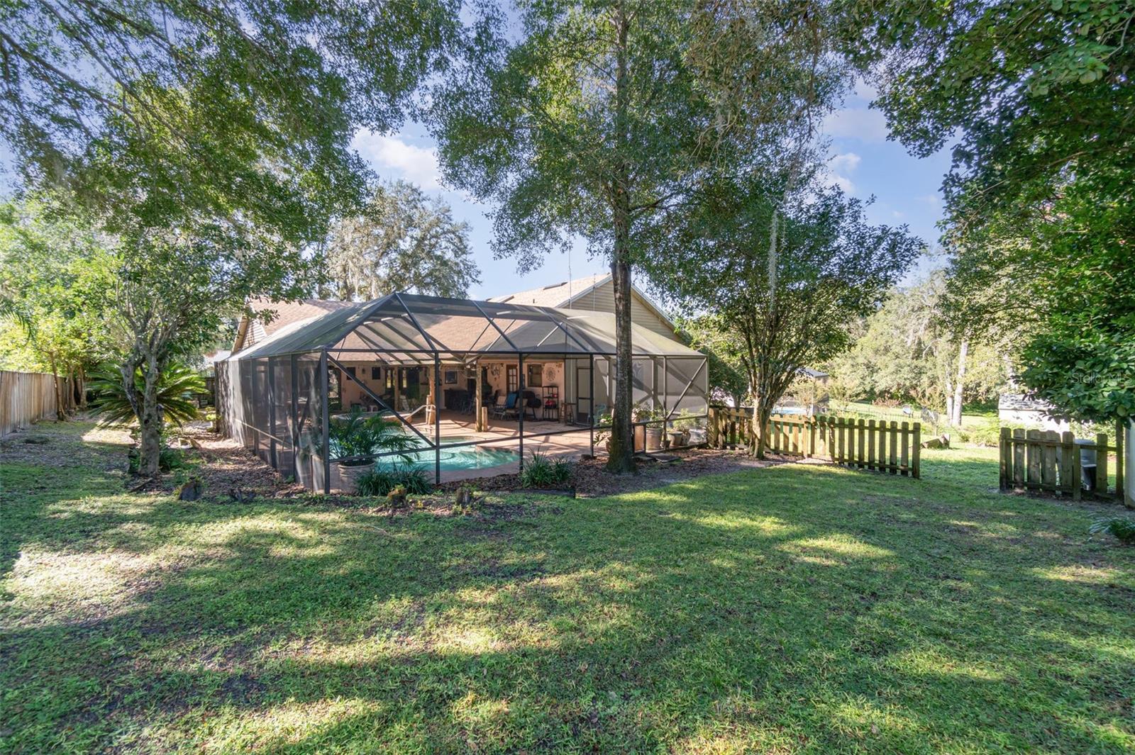 BLUE SPRINGS LANDING - Residential