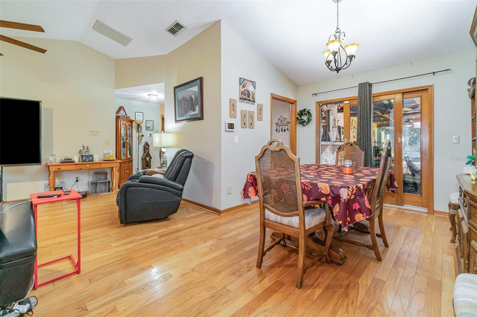 BLUE SPRINGS LANDING - Residential