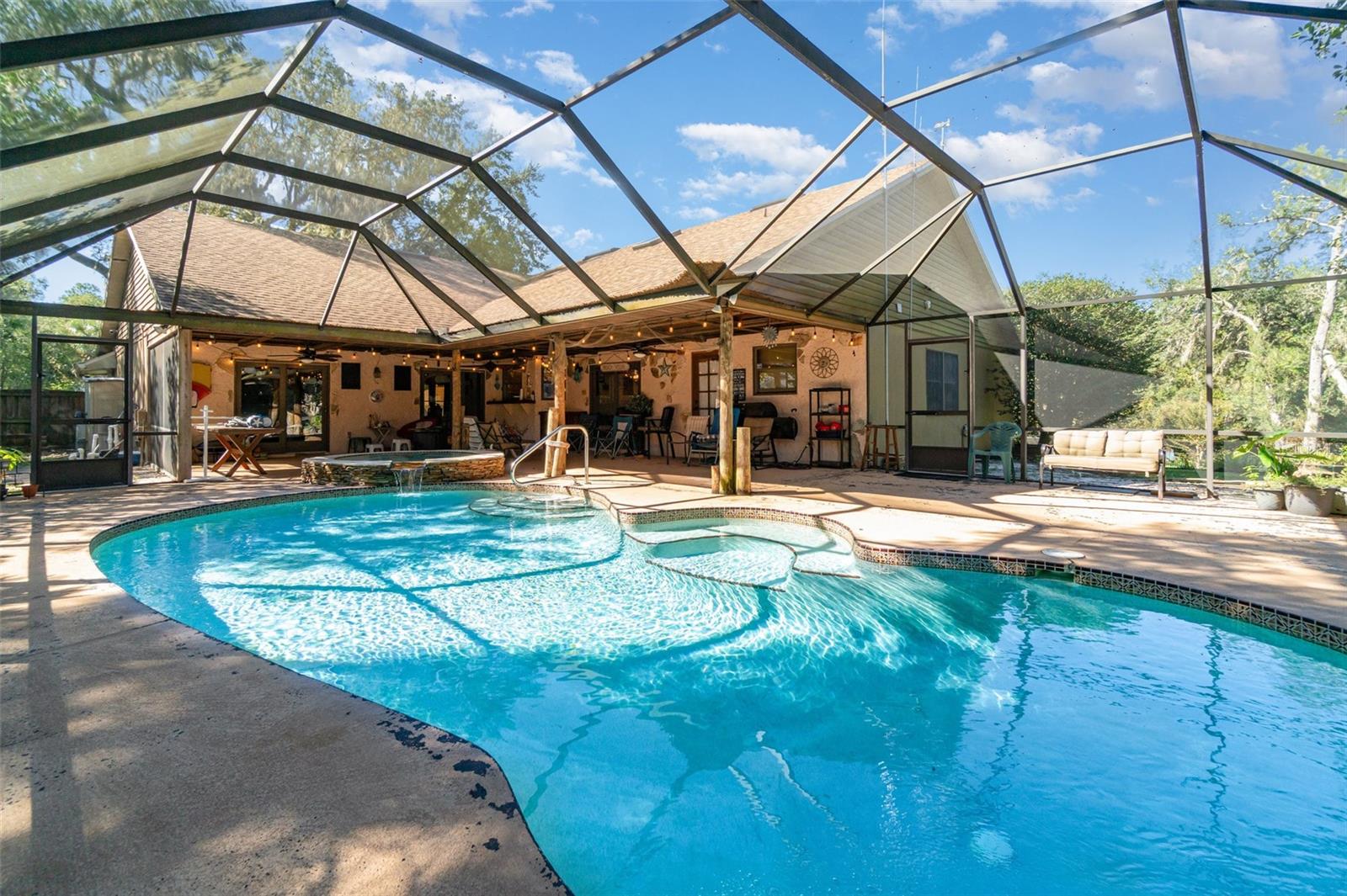 BLUE SPRINGS LANDING - Residential