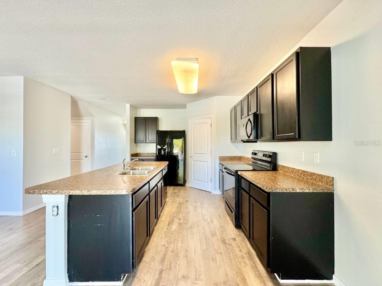 ZEPHYR RDG PH 1-A - Residential Lease