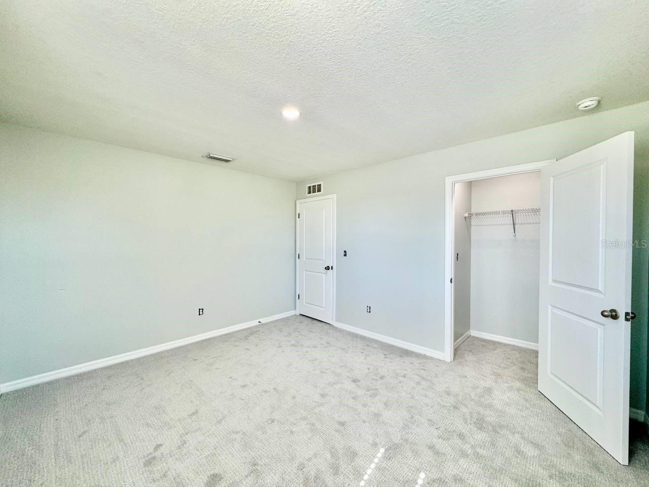 ZEPHYR RDG PH 1-A - Residential Lease