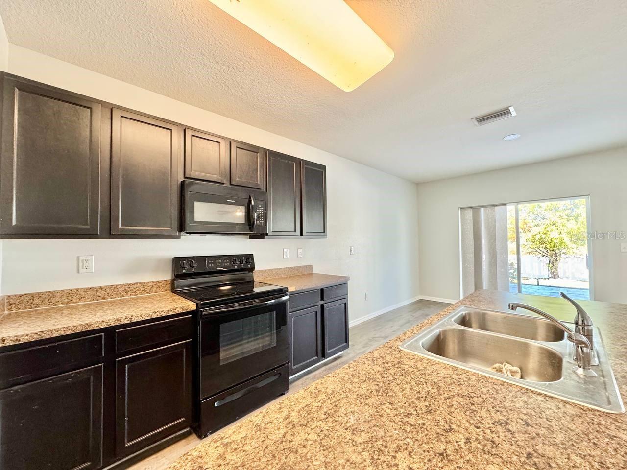 ZEPHYR RDG PH 1-A - Residential Lease