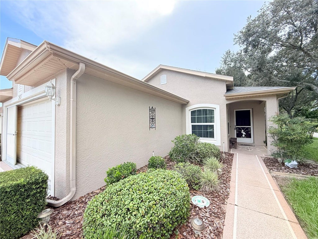 Photo of 265 Center Oak Circle, Spring Hill, FL 34609 (MLS # TB8531972)