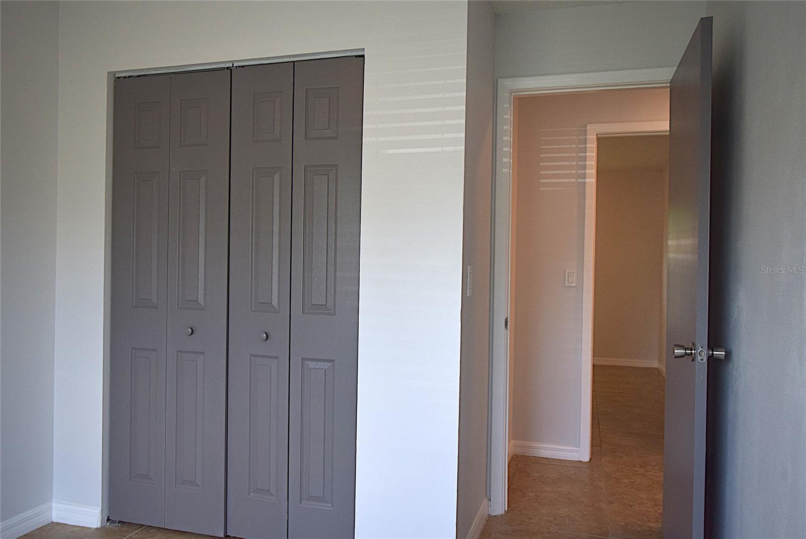 HEATHER LAKES UNIT XVII - Residential Lease