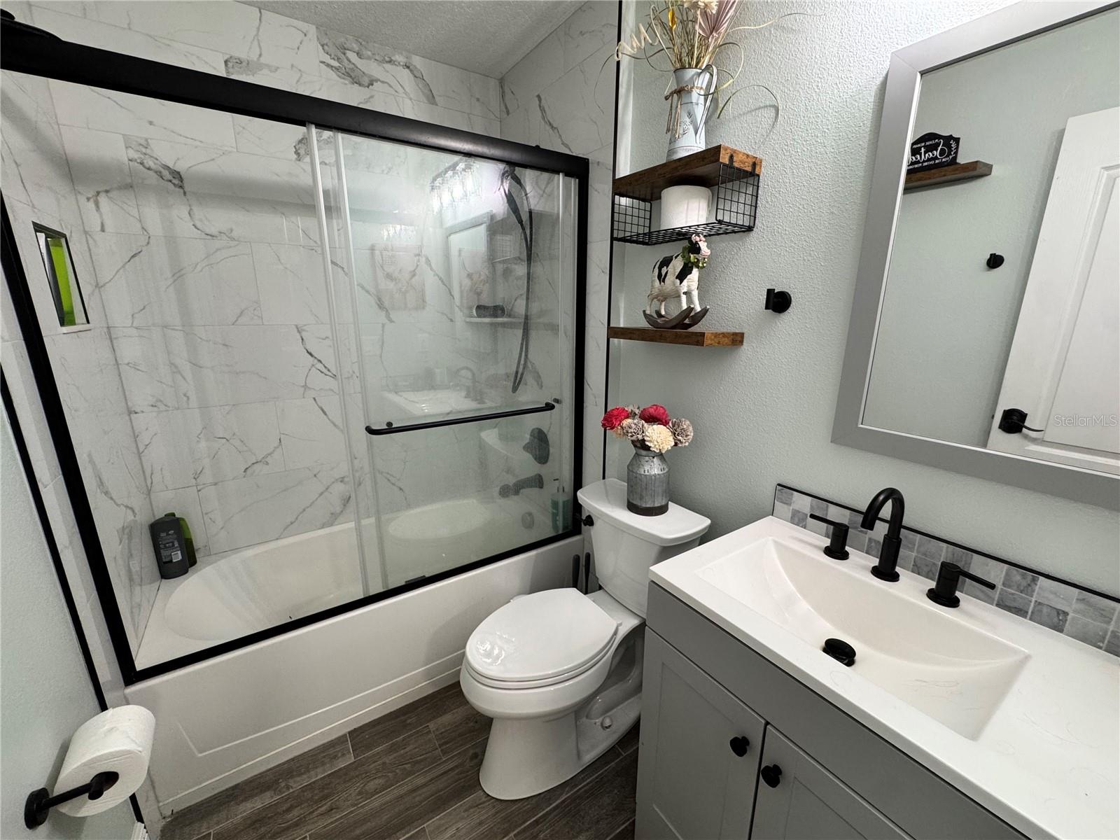 CONCORD STATION PH 04 UNITS A & B - Residential
