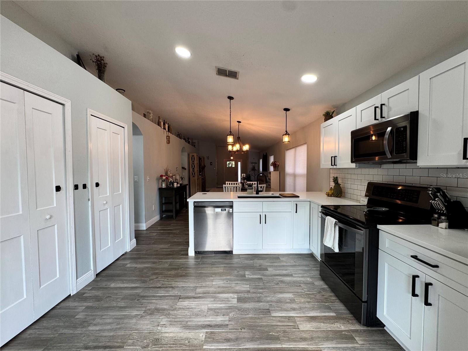 CONCORD STATION PH 04 UNITS A & B - Residential