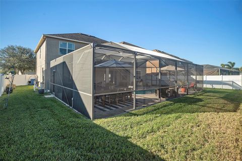 A home in WIMAUMA