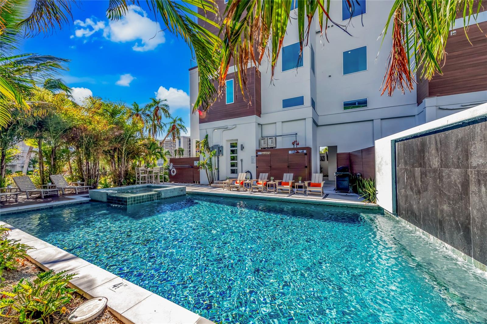 29 BEACH LAND CONDOMINIUM - Residential