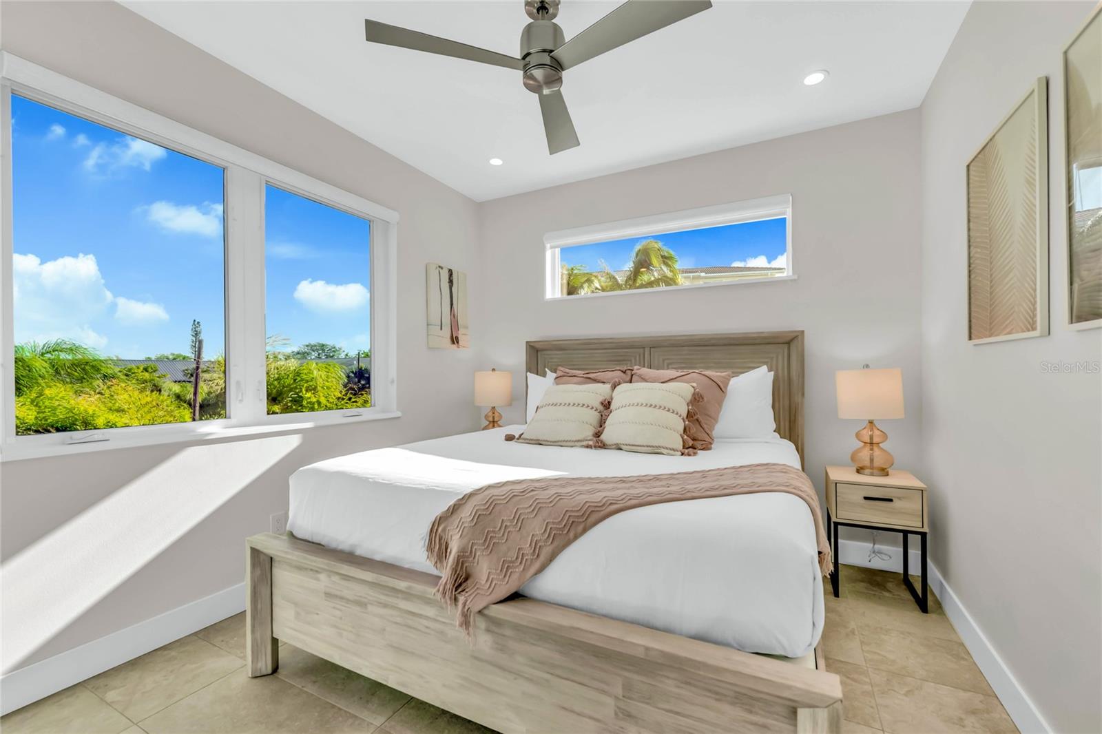 29 BEACH LAND CONDOMINIUM - Residential