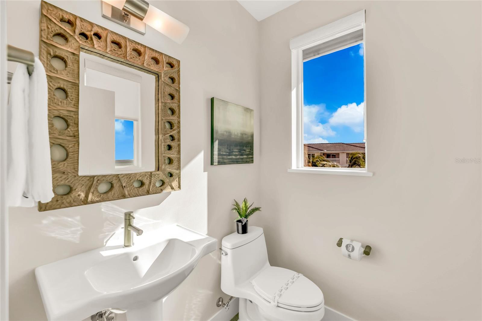 29 BEACH LAND CONDOMINIUM - Residential