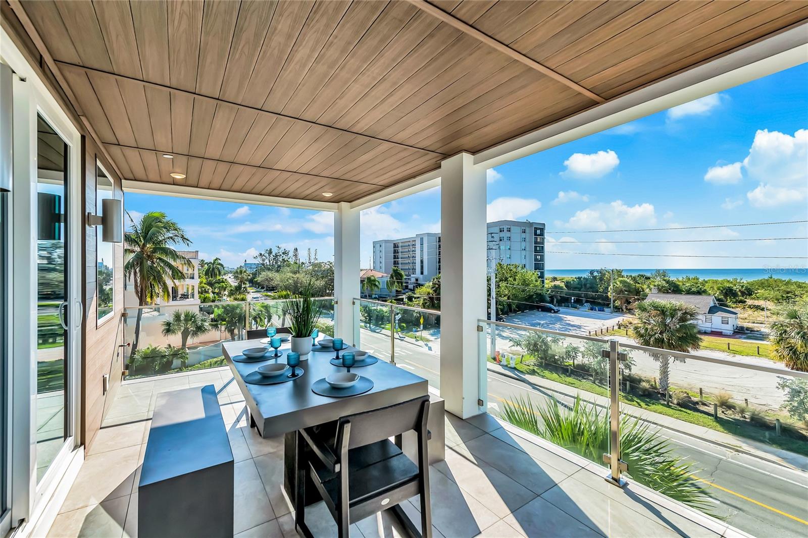 29 BEACH LAND CONDOMINIUM - Residential