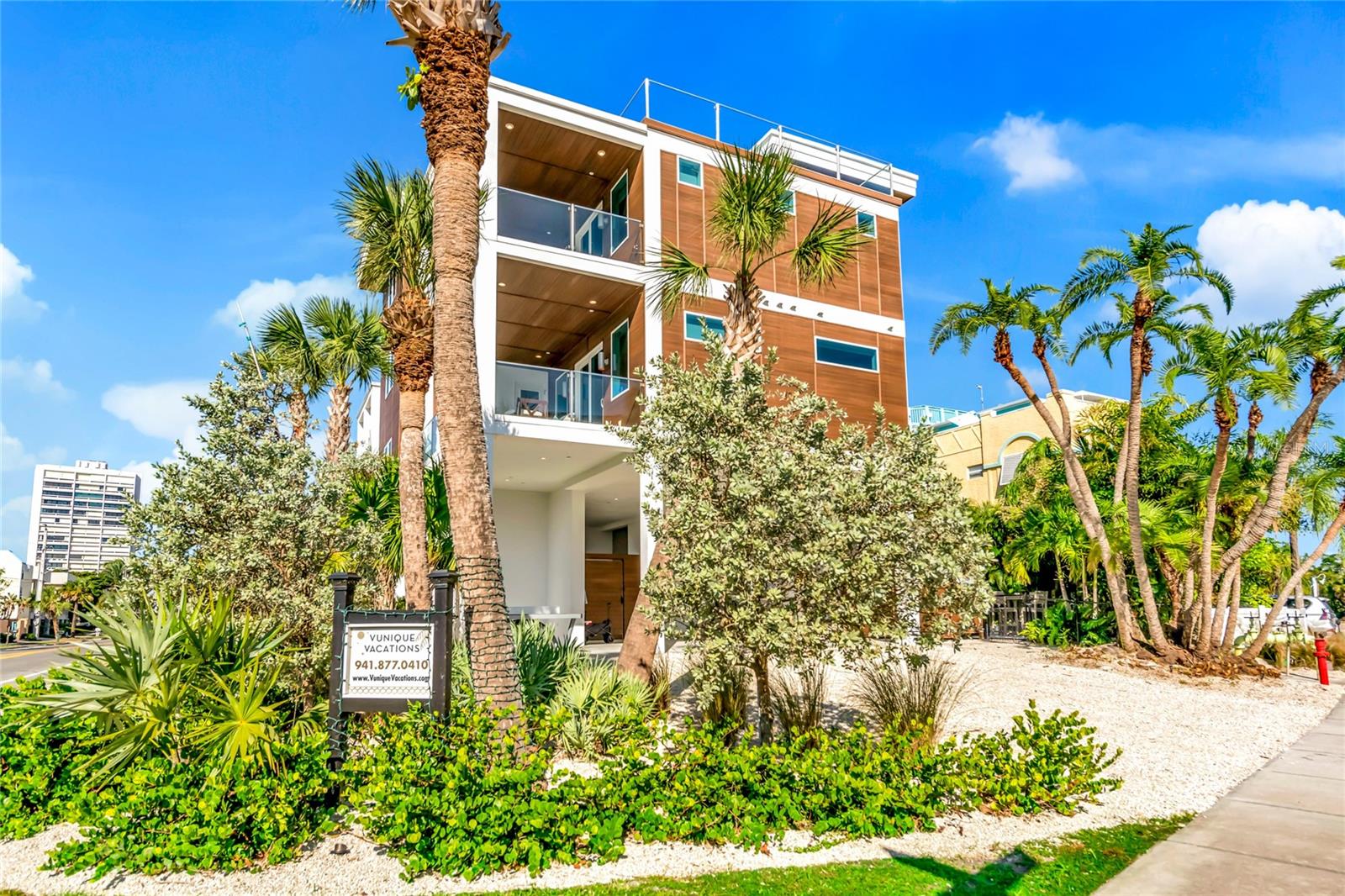 329 BEACH ROAD B, SARASOTA, FL, 34242 4 329 BEACH ROAD B