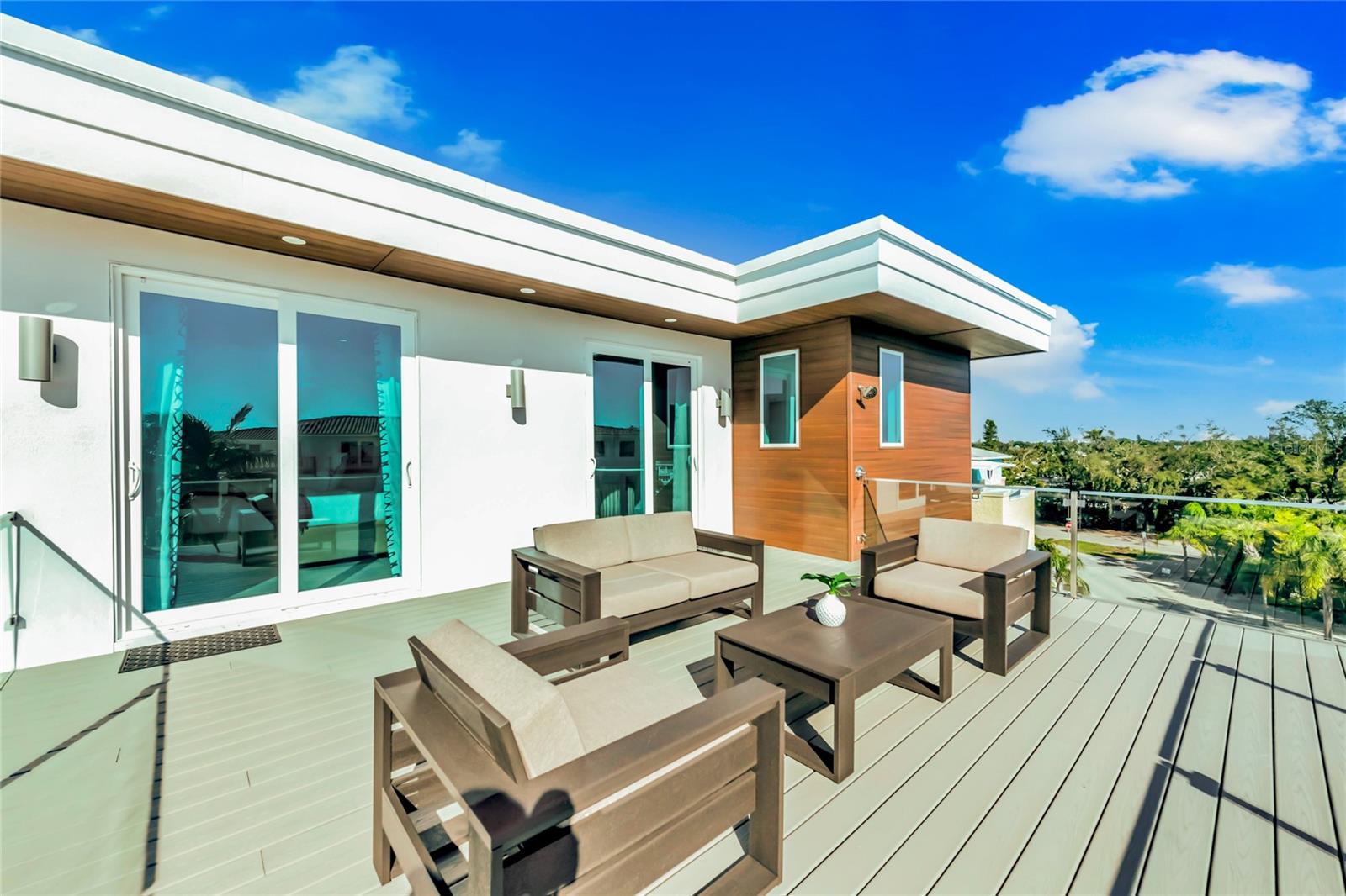 29 BEACH LAND CONDOMINIUM - Residential