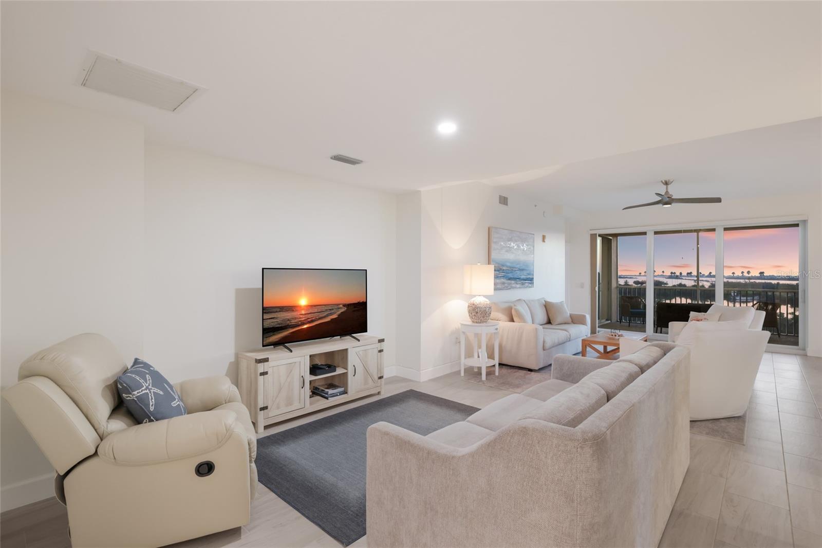 BOCA VISTA HARBOR BLDG A - Residential