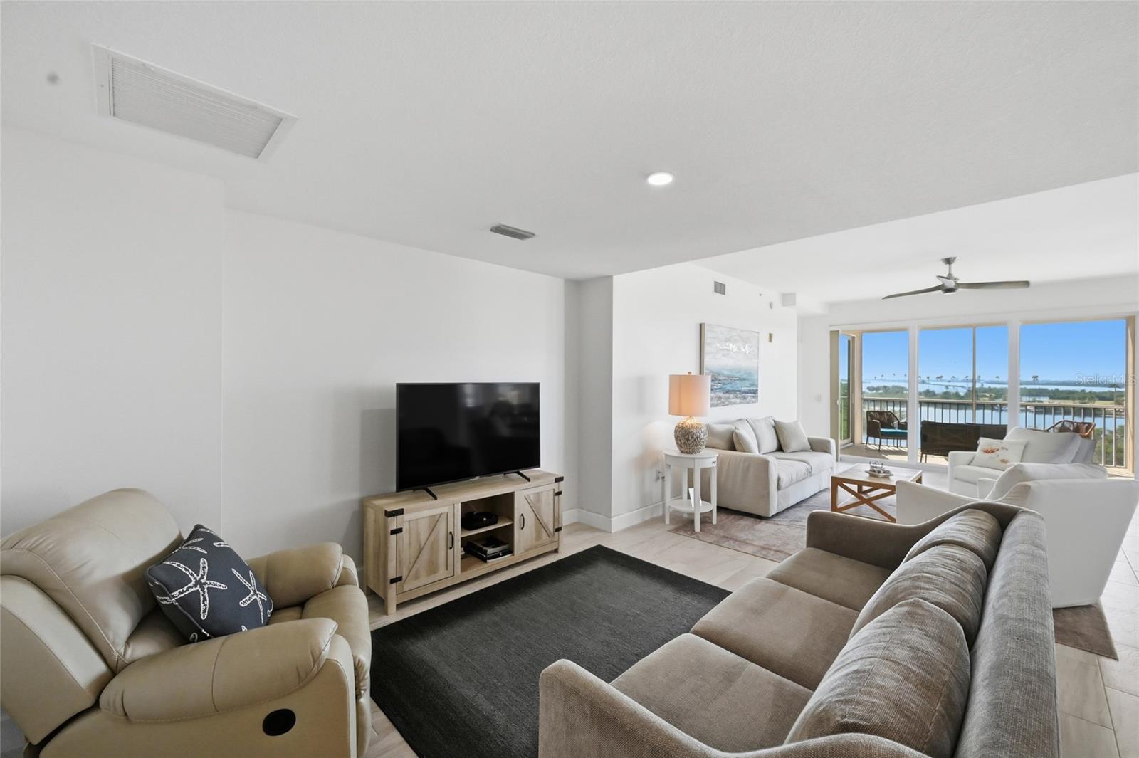 BOCA VISTA HARBOR BLDG A - Residential