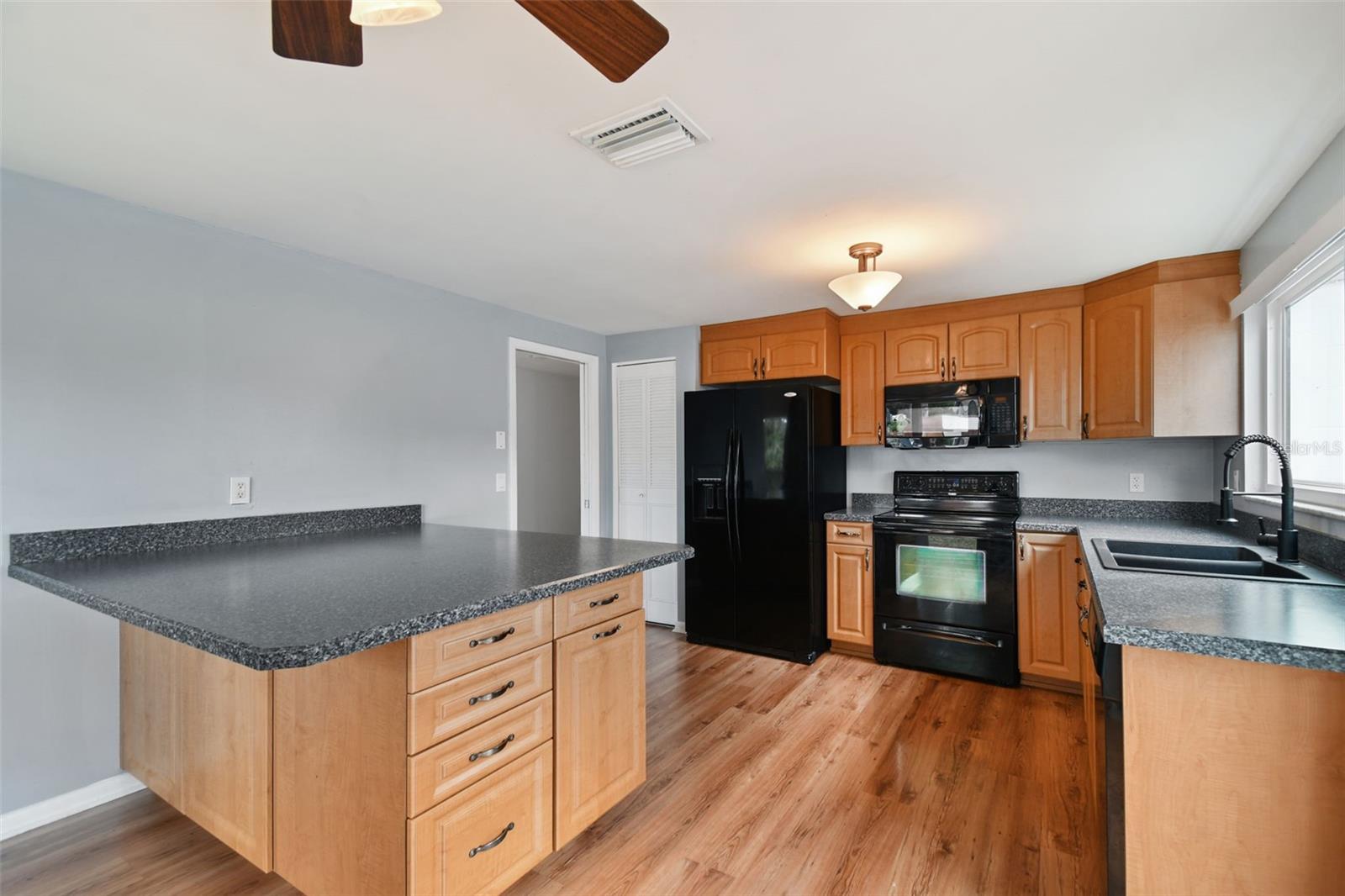 TOWNN COUNTRY PARK UNIT 36 - Residential