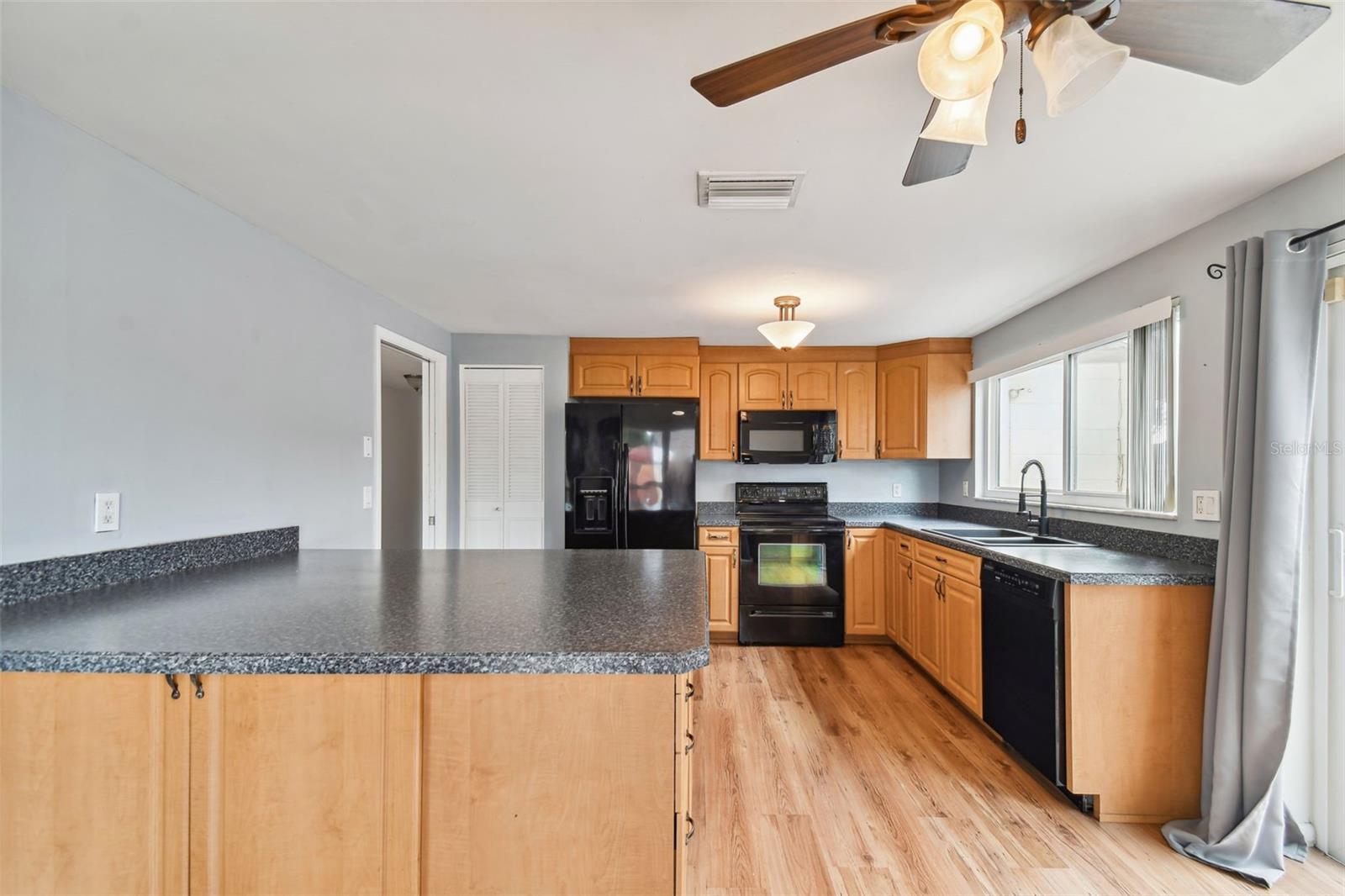 TOWNN COUNTRY PARK UNIT 36 - Residential