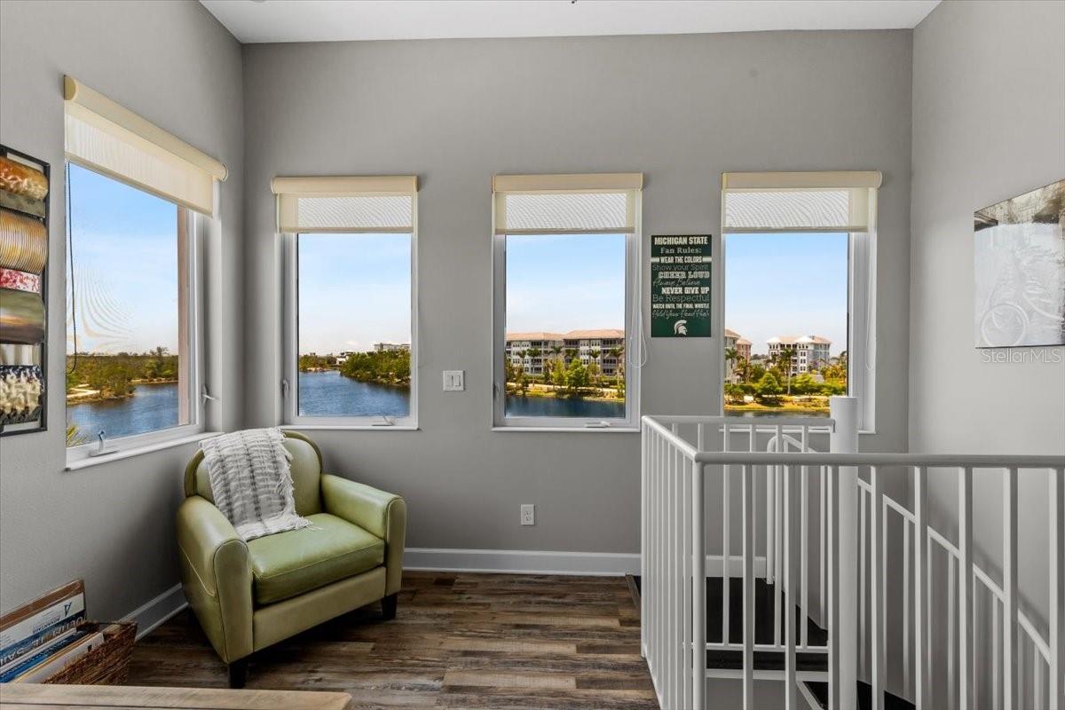 MANGROVE WALK ON HARBOUR ISLE PH 7 - Residential