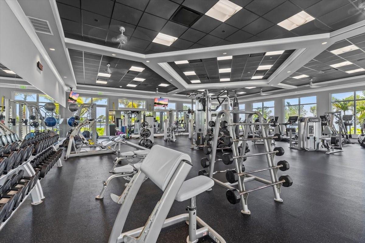 MANGROVE WALK ON HARBOUR ISLE PH 7 - Residential