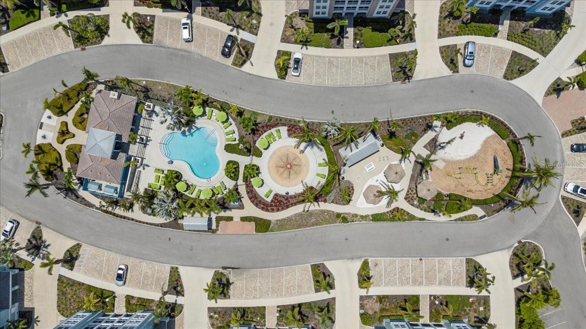 MANGROVE WALK ON HARBOUR ISLE PH 7 - Residential