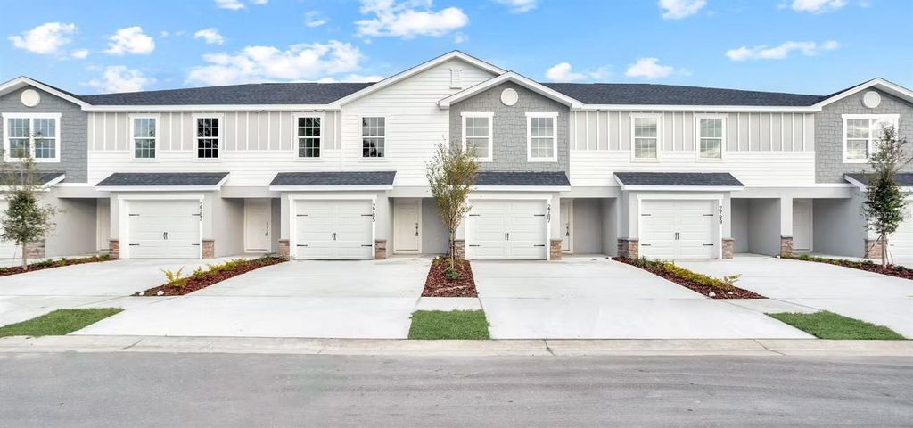 Photo of 2752 Walden Town Circle, Plant City, FL 33566 (MLS # L4956708)