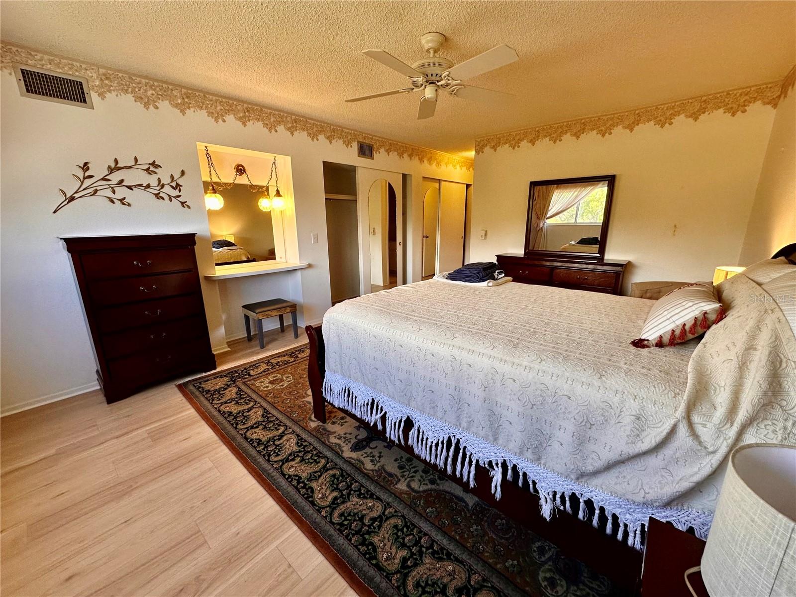 ON TOP OF THE WORLD - Residential Lease