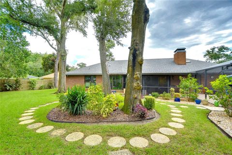 A home in VALRICO