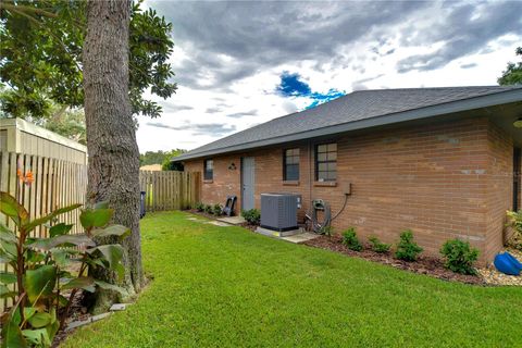 A home in VALRICO