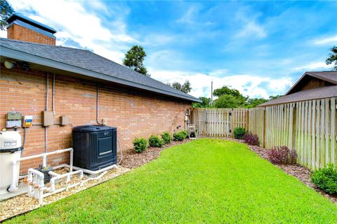 A home in VALRICO