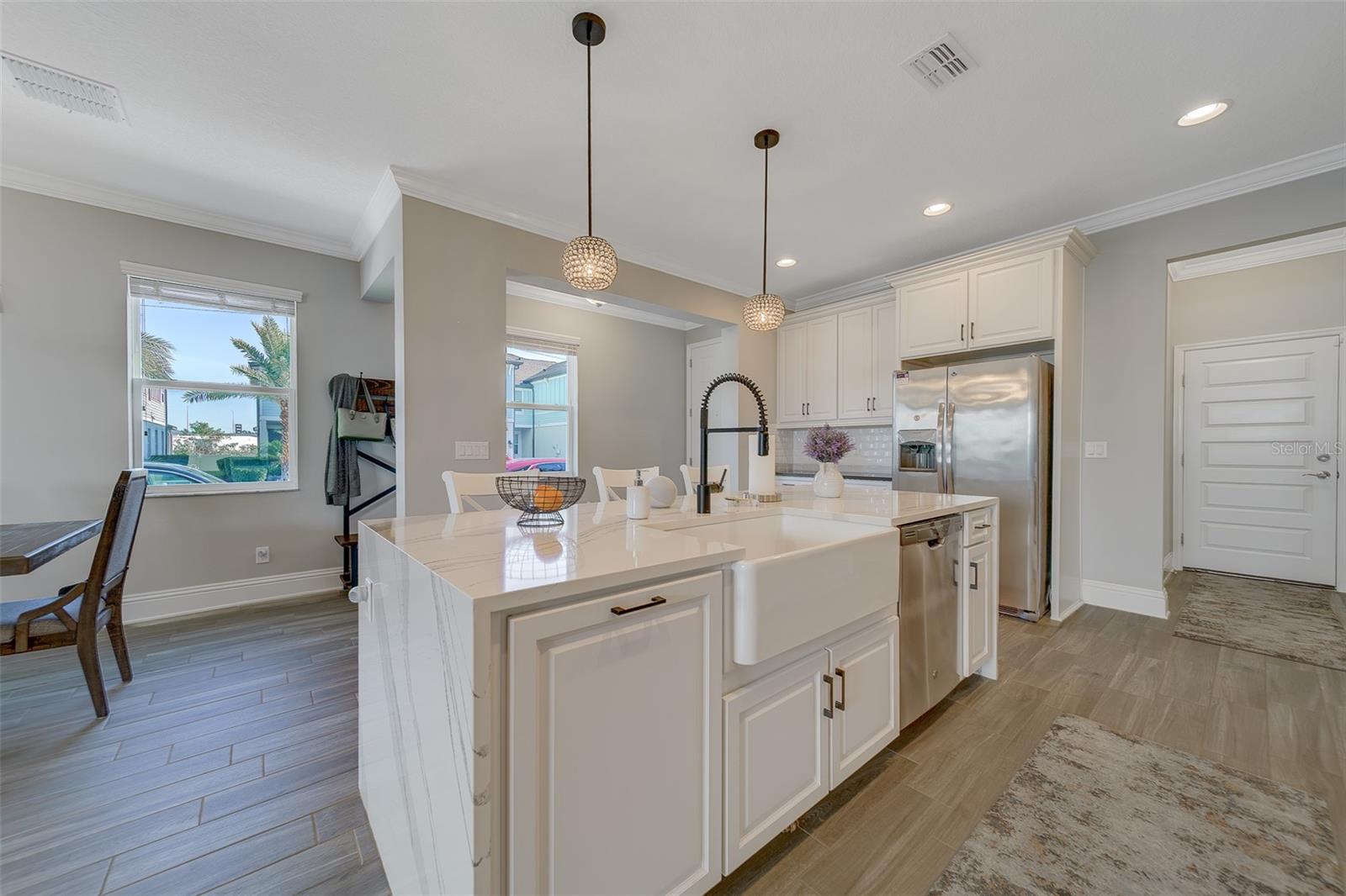 TOWNS AT BELLEAIR GROVE - Residential